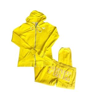 Y2K Vintage VS PINK Outfit